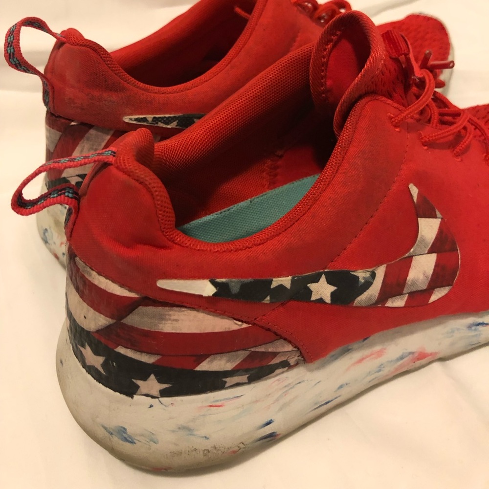 Custom Nike Rose Run “Independence Day”